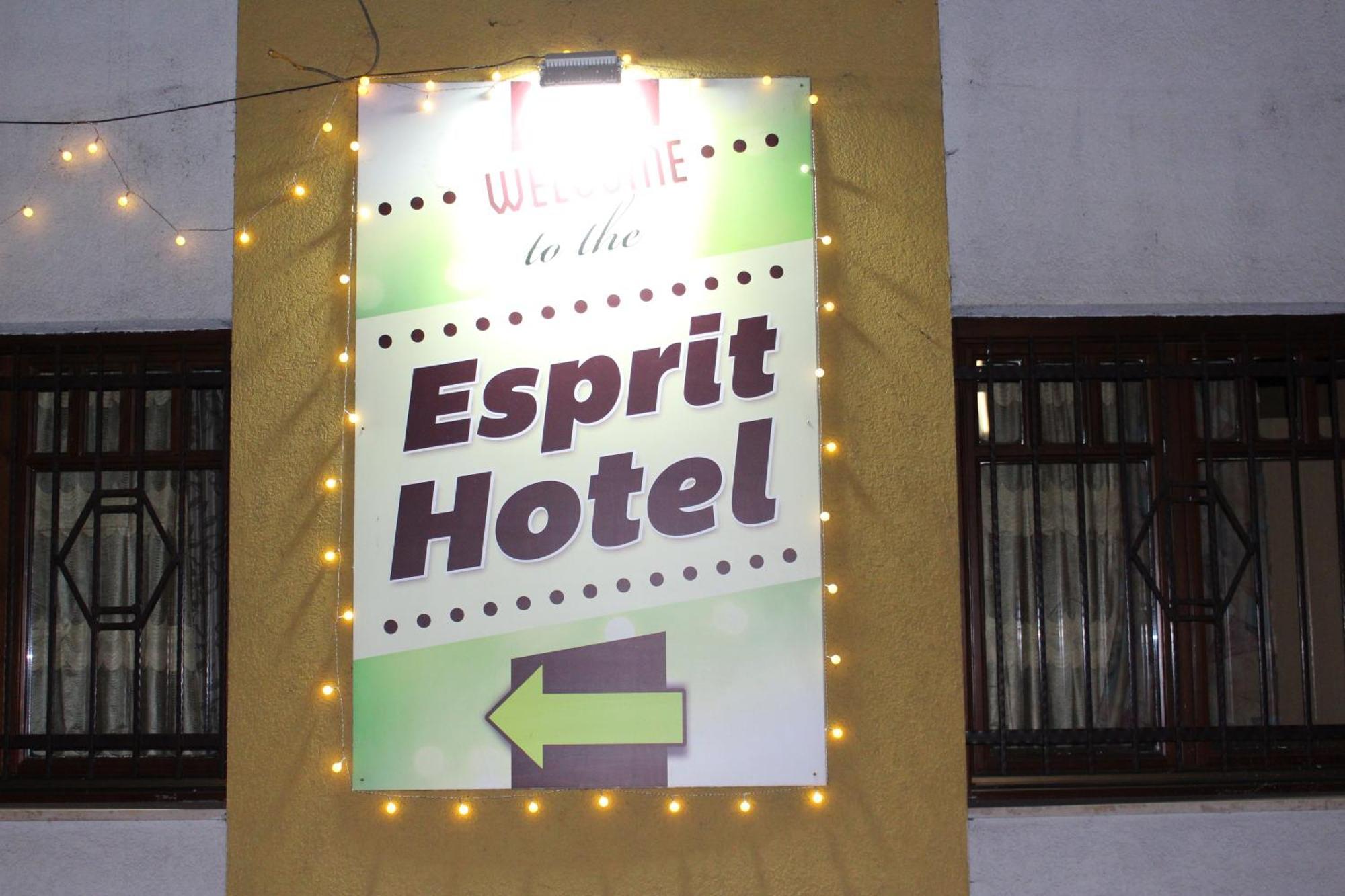 เอสปรี โฮเต็ล บูดาเปสต์ Hotel ภายนอก รูปภาพ