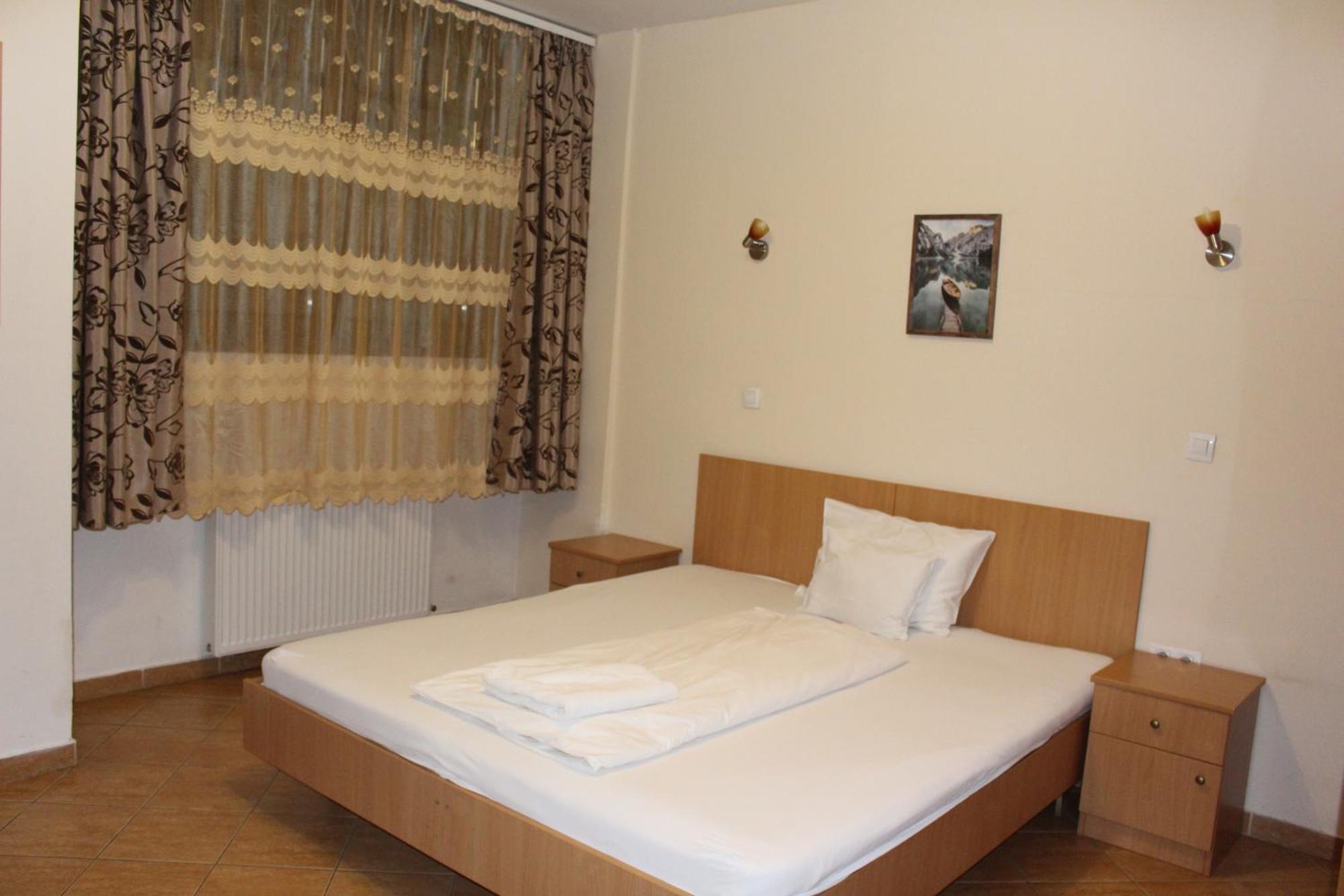 เอสปรี โฮเต็ล บูดาเปสต์ Hotel ภายนอก รูปภาพ